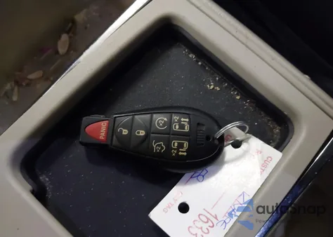 2013 Chrysler Town & Country Touring-L из США, поврежденный, VIN 2C4RC1CG2DR737452